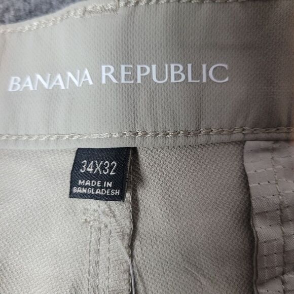 Banana Republic Cream Chinos with Flat Front Design - Picture 5 of 15
